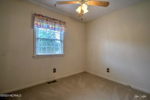 104 Curtis Ave, Hamlet, NC 28345 photo 15