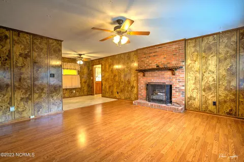 104 Curtis Ave, Hamlet, NC 28345 photo 5