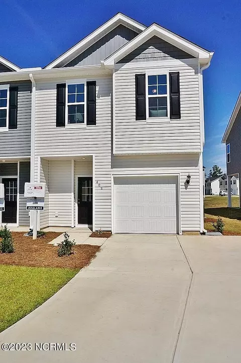 408 Blockade Shoal Ln #28B, Jacksonville, NC 28546