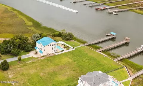 870 Heron Landing Wynd, Holden Beach, NC 28462