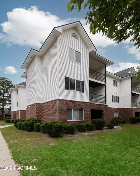 322 Brownlea Dr #C4, Greenville, NC 27858