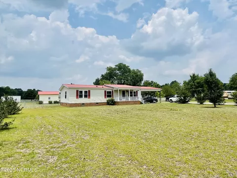 6539 Lina Dr, Stedman, NC 28391