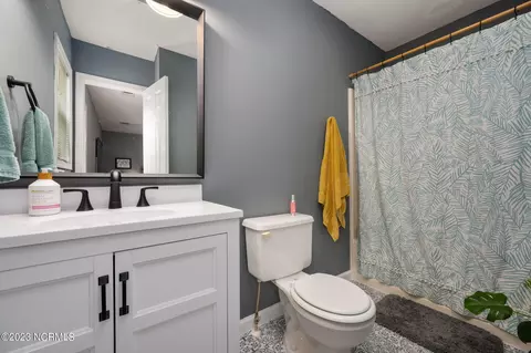 111 Colington Dr, Kill Devil Hills, NC 27948 photo 12
