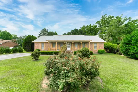 5872 Malpass Corner Rd, Currie, NC 28435