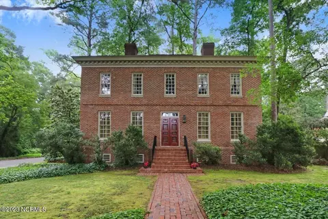 1134 Woodland Dr NW, Wilson, NC 27893