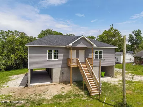 1602 Lark St, New Bern, NC 28560