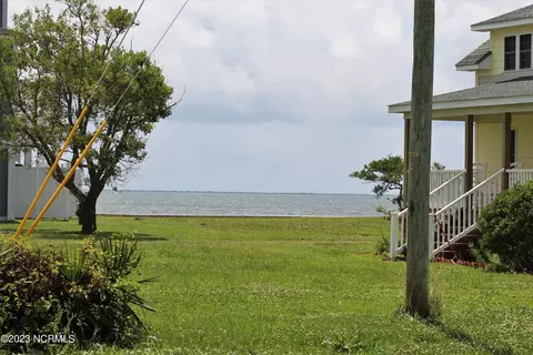 136 Davis Sound Ln, Davis, NC 28524 photo 18
