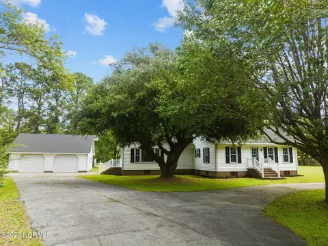 104 Hillard Dr, Plymouth, NC 27962