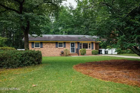1405 Dogwood Ln NW, Wilson, NC 27896