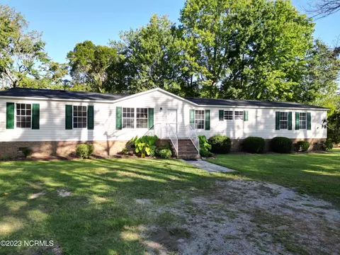 122 W Island Trl, Hertford, NC 27944