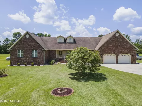 24871 Us Hwy 421, Willard, NC 28478