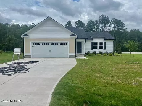 200 Grand Oaks Dr, Goldsboro, NC 27530