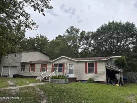244 Burch Rd, Lumberton, NC 28360