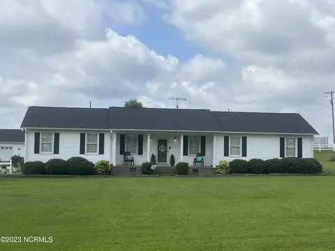 8652 Hwy 903 N, Ayden, NC 28513