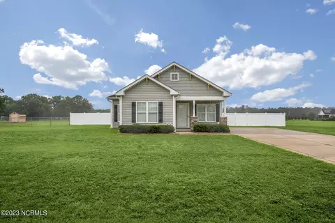 5625 Blanch Fields Ln, Lucama, NC 27851