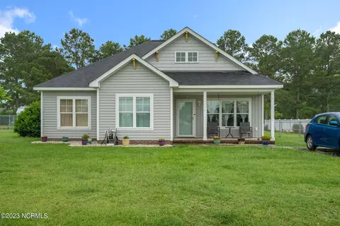 5606 Blanch Fields Ln, Lucama, NC 27851
