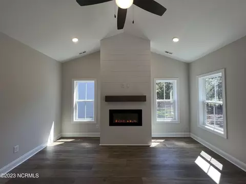 526 Bald Eagle Dr, Vass, NC 28394 photo 15