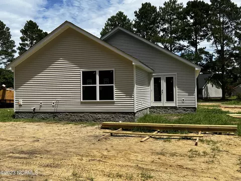 1733 Cherry Rd, Washington, NC 27889 photo 3