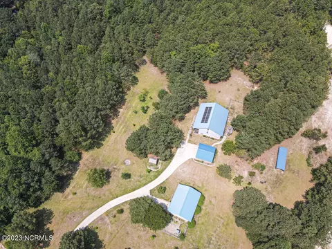 485 Falls Dr, Eagle Springs, NC 27242