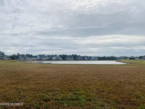 706 Lake Catherine Dr, Holly Ridge, NC 28445