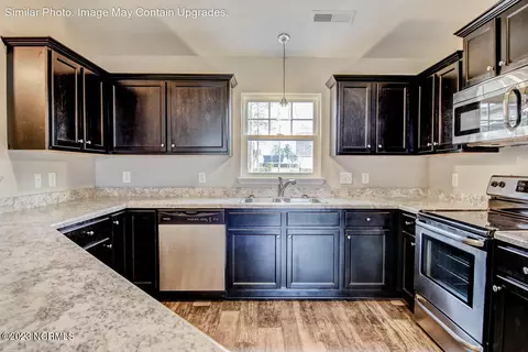 708 W Warner Ct, Hubert, NC 28539 photo 13