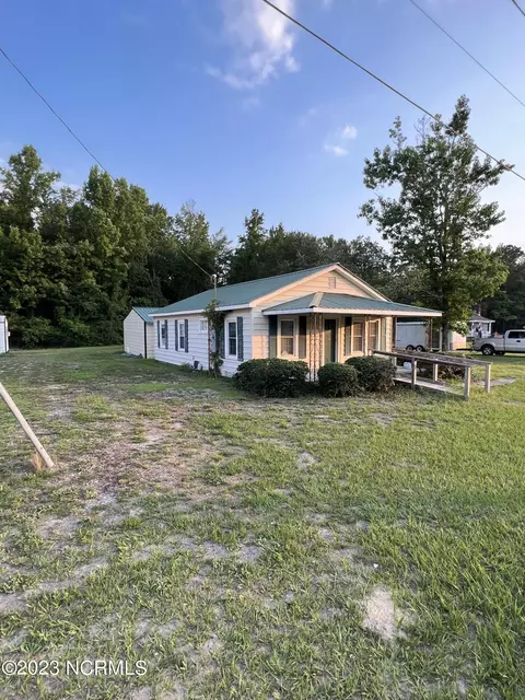 2220 Us Highway 701 Hwy, Elizabethtown, NC 28337