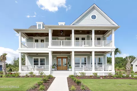 51 Voyager Way, Hampstead, NC 28443