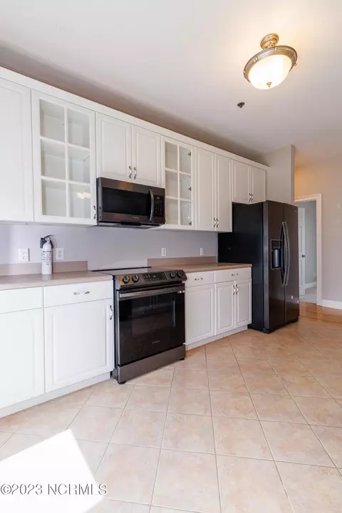 412 Captains Cv UNIT E, Edenton, NC 27932 photo 6