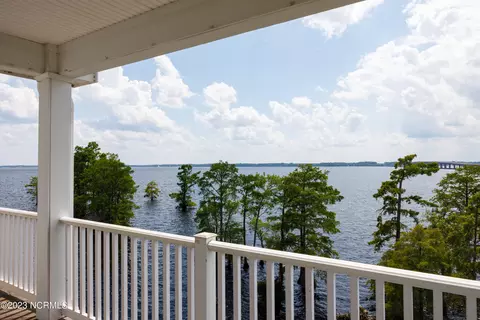 412 Captains Cv UNIT E, Edenton, NC 27932 photo 1