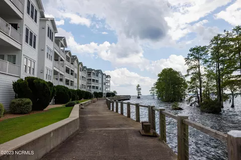 412 Captains Cv UNIT E, Edenton, NC 27932 photo 35