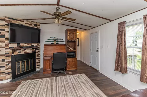 111 S Baker St, Eureka, NC 27830 photo 4