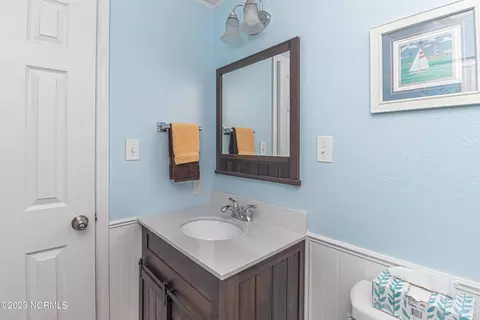 111 S Baker St, Eureka, NC 27830 photo 7
