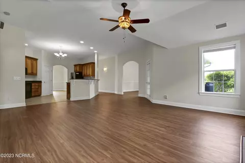 207 Windsor Ct, Hampstead, NC 28443 photo 8