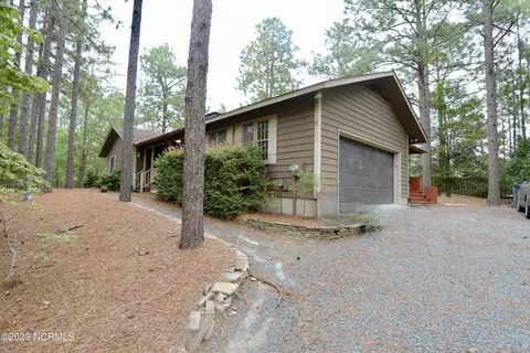 4 Prichard Ln, Pinehurst, NC 28374 photo 2