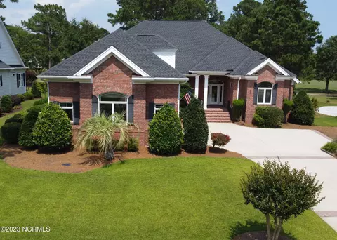 608 Dartmoor Way SW, Ocean Isle Beach, NC 28469