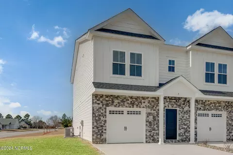 2132 N Kali Ln #A, Greenville, NC 27834