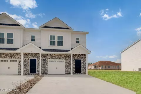 2116 N Kali Ln #B, Greenville, NC 27834