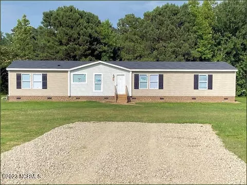 401 Clay Ct, Lucama, NC 27851