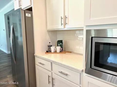 525 Crown Point Dr, Hampstead, NC 28443 photo 15
