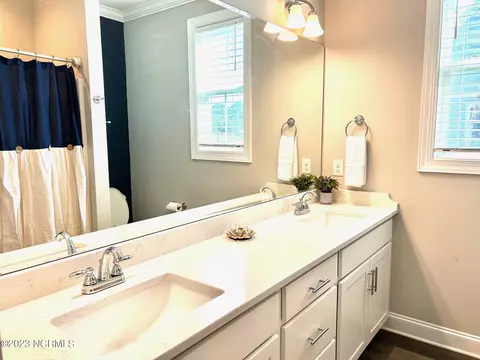 525 Crown Point Dr, Hampstead, NC 28443 photo 39