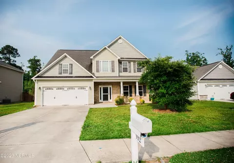 932 Dynamo Ln, Jacksonville, NC 28546