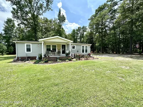 2319 Bethel Church Rd, Tar Heel, NC 28392