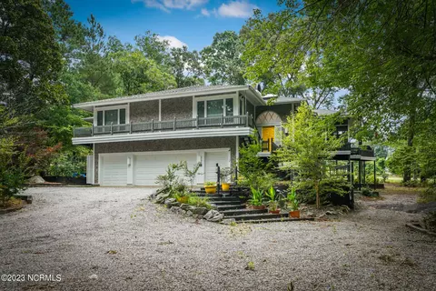 19 Ridge Rd, Foxfire Village, NC 27281