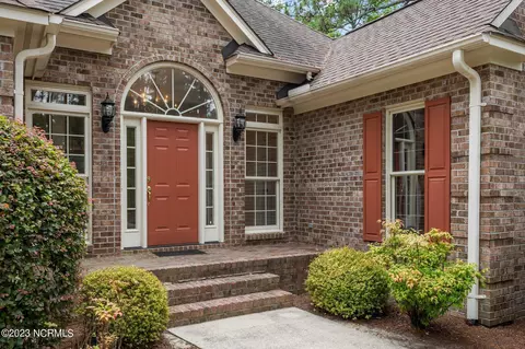 78 Stoneykirk Dr, Pinehurst, NC 28374 photo 2