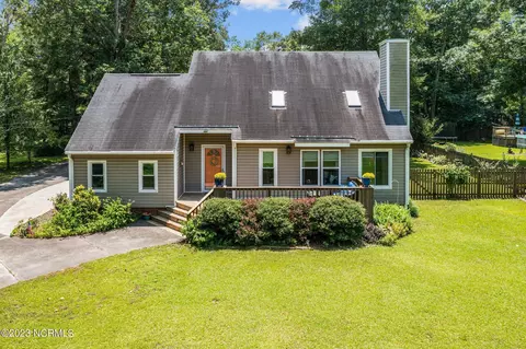 105 Crump Farm Rd, New Bern, NC 28562