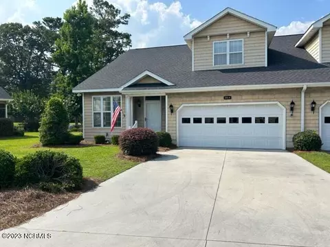 211 Reserve Green Dr #A, Morehead City, NC 28557