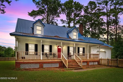 257 Pine Tree Path, Bath, NC 27808