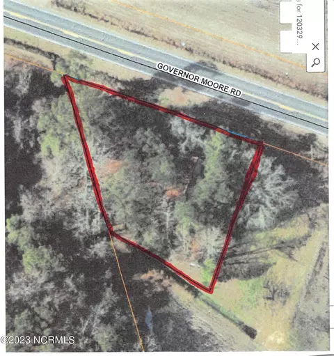 166 Governor Moore Rd, Clinton, NC 28328