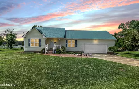 105 E Heron Ct, Elizabeth City, NC 27909
