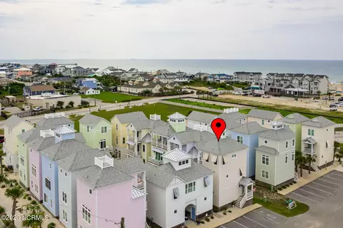 107 W Bogue Blvd #10, Atlantic Beach, NC 28512